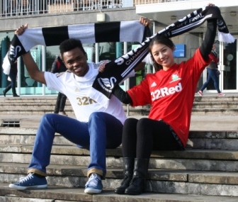 Swans fans from overseas